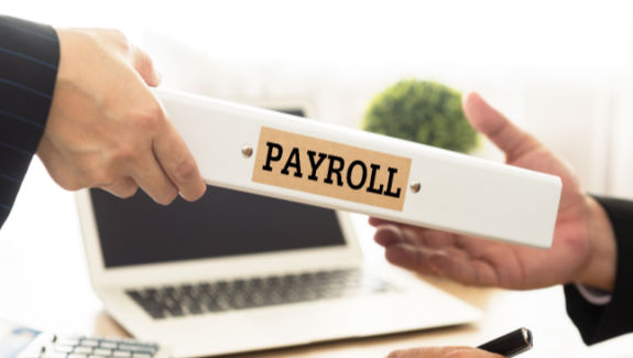5 Ways Outsourcing Your Payroll Is Beneficial